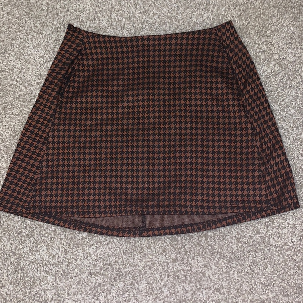Brown & Black houndstooth skirt